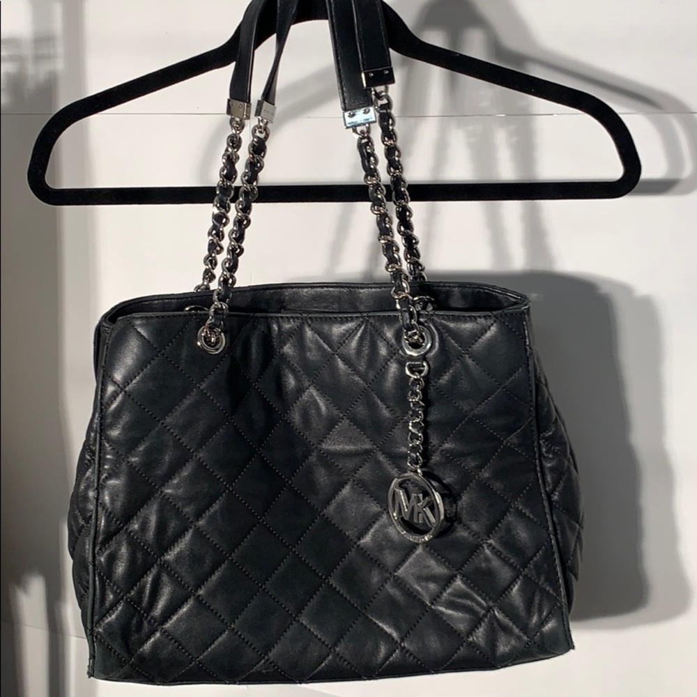 Purse and wallet
